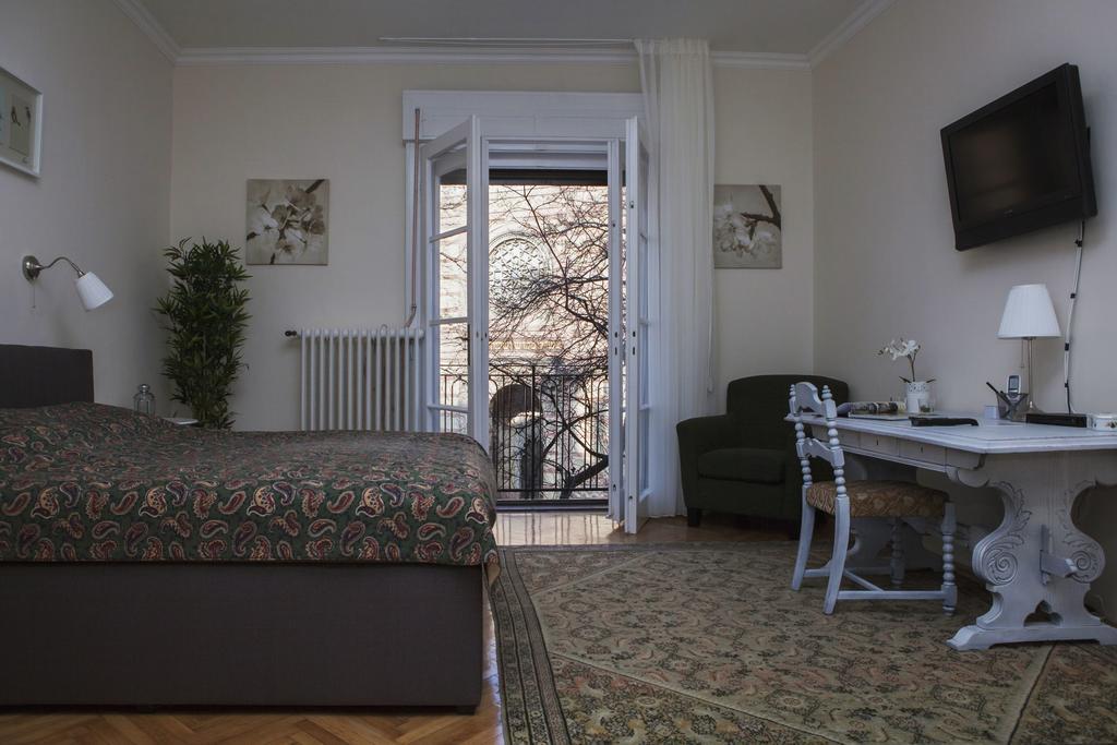 Synagogue View Apartment Boedapest Buitenkant foto